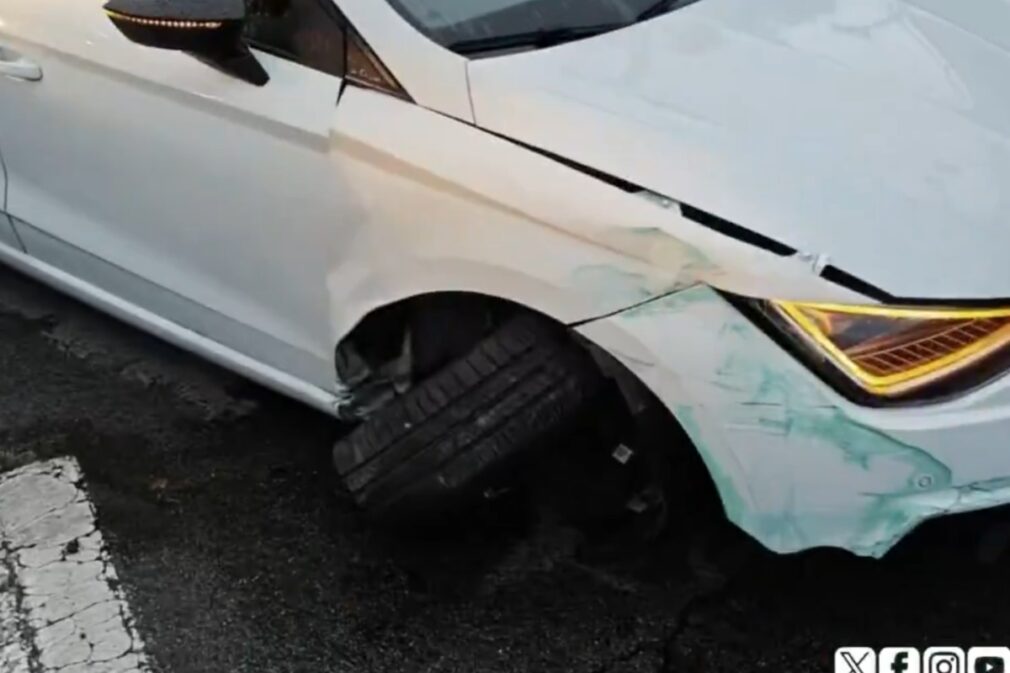 Captura de pantalla del coche siniestrado | Foto: Publicación de X de la Policía Local de Granada