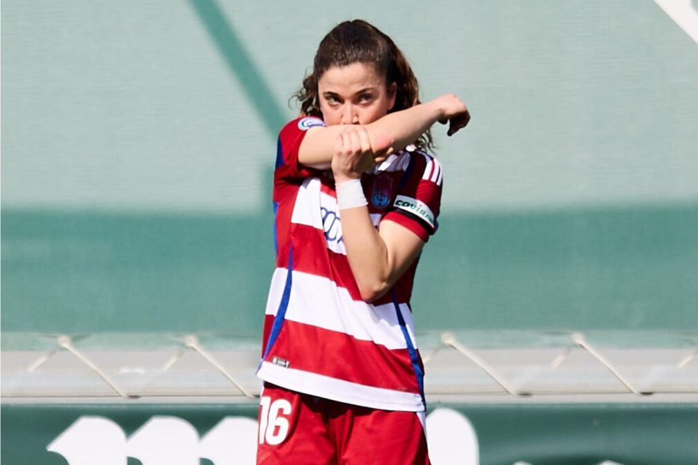 gol-paula-arana-granada-cf-femenino-betis