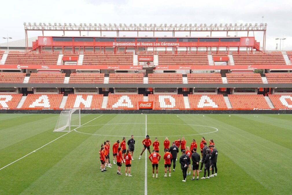 granada-cf-femenino-entrenamiento-previo-copa-reina-carmenes-atletico-madrid