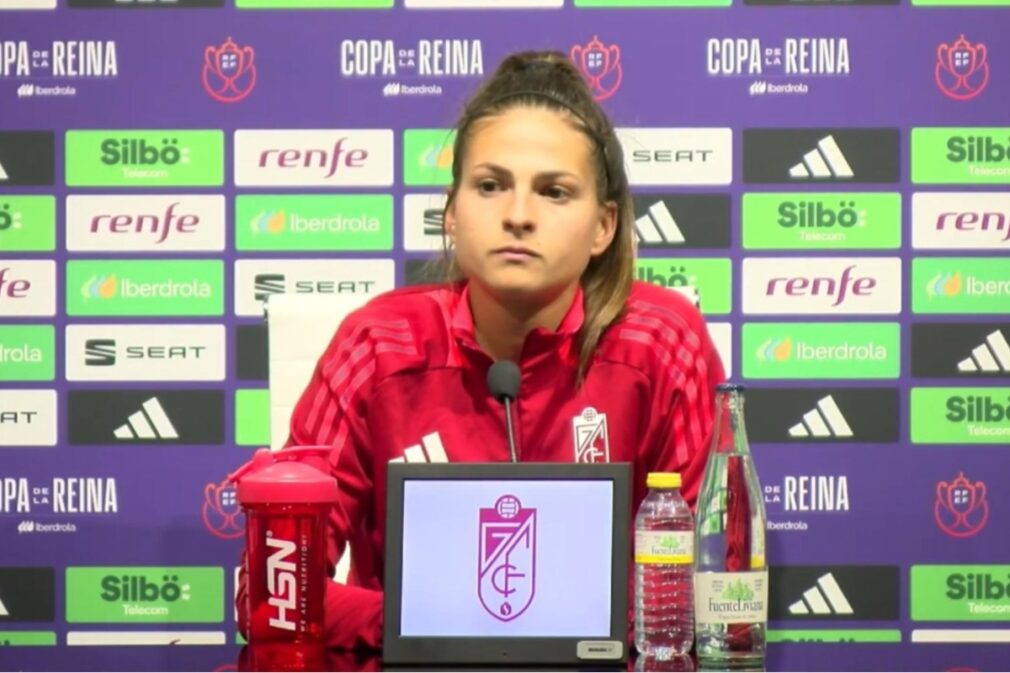 laura-perez-granada-cf-femenino-rueda-prensa